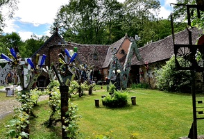 La Cathédrale de Linard à NEUVY-DEUX-CLOCHERS